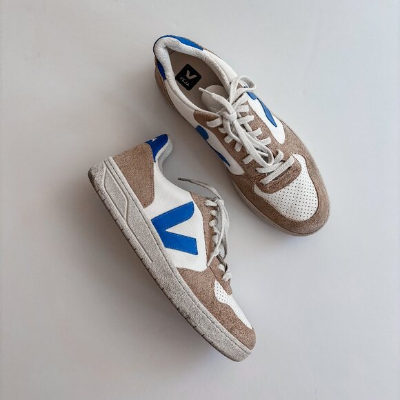 VEJA V-10 Men's Sneakers - Leather White Paros Sahara (EUC) - Picture 1 of 7